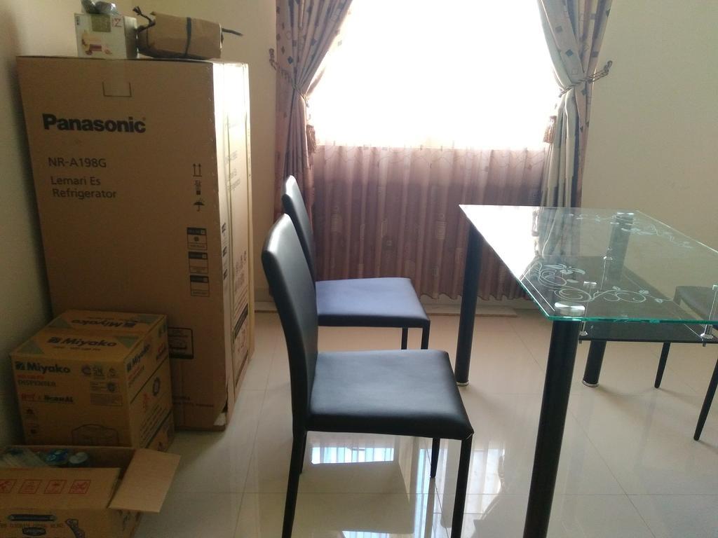 Jasmine Park Guest House Semarang Bagian luar foto